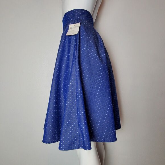 NEW Heart Of Haute Plus Size Blue Polkadot Circle Skirt - Picture 2 of 7